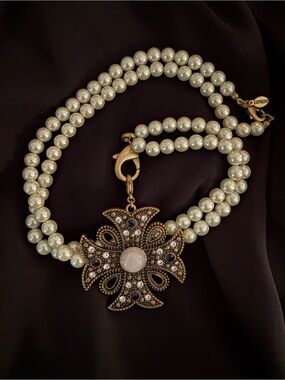 Express Faux Pearl Necklace with Antiqued Gold Floral Medallion